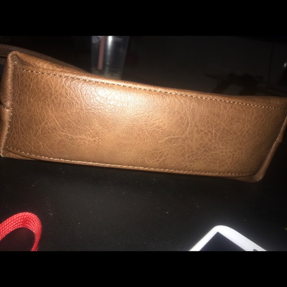 Brown long crossbody super cute - Picture 3 of 5